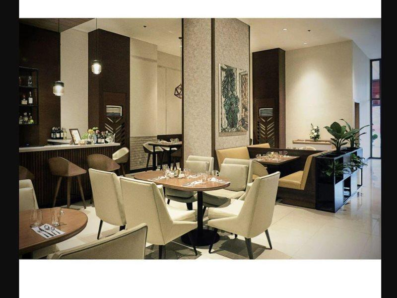 Summit Hotel Greenhills Quezon City Bagian luar foto