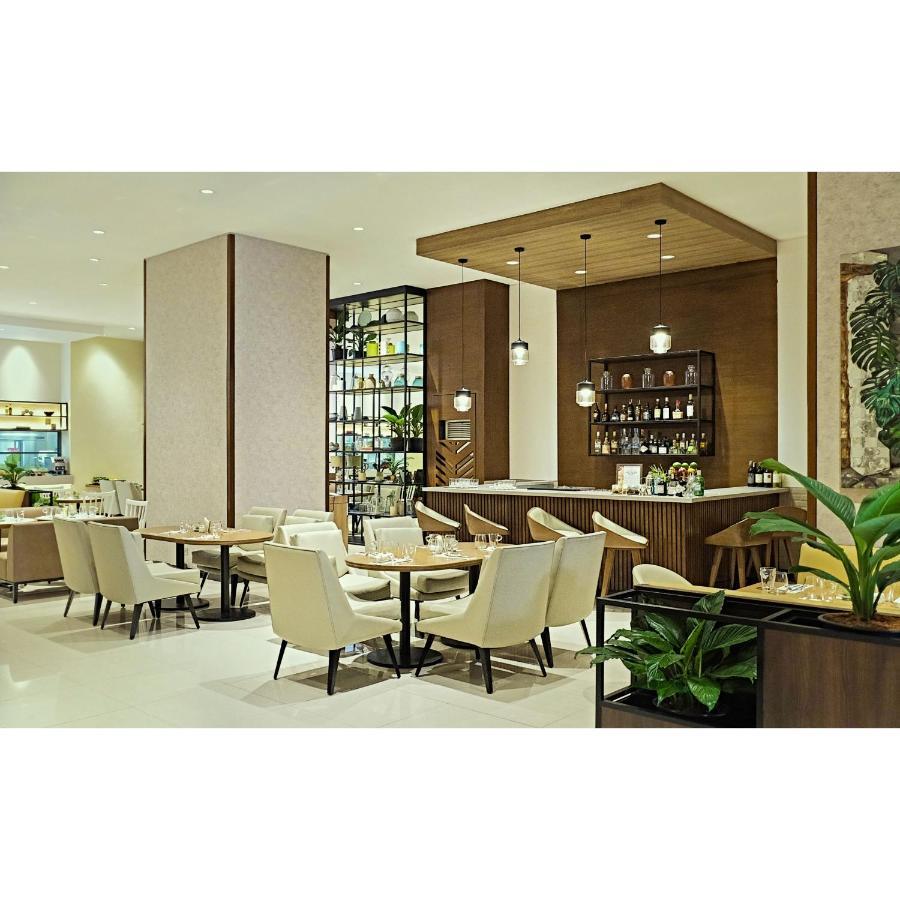 Summit Hotel Greenhills Quezon City Bagian luar foto