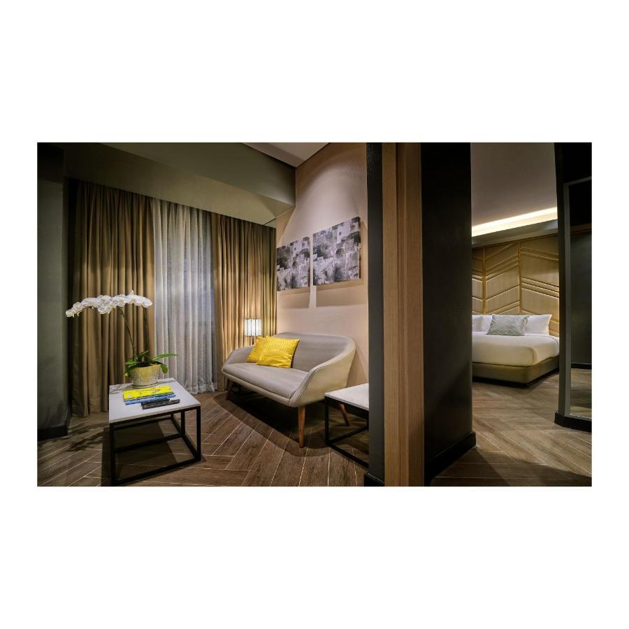 Summit Hotel Greenhills Quezon City Bagian luar foto