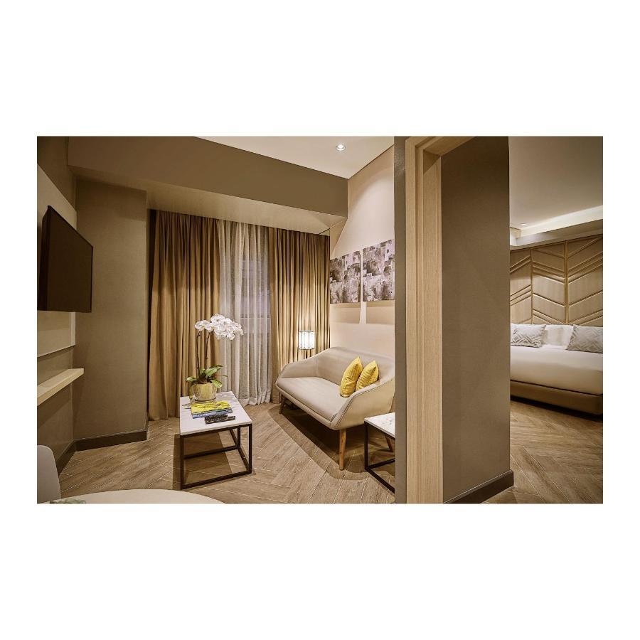 Summit Hotel Greenhills Quezon City Bagian luar foto